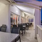 Luna 4*