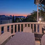 Luna Hotel